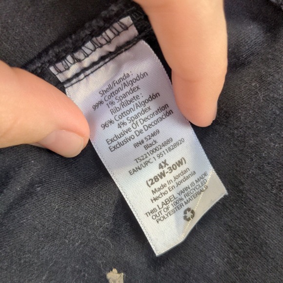 Terra & Sky Women's Chino Shorts Black Size 4X 28W-30W Cotton Blend - Picture 11 of 11